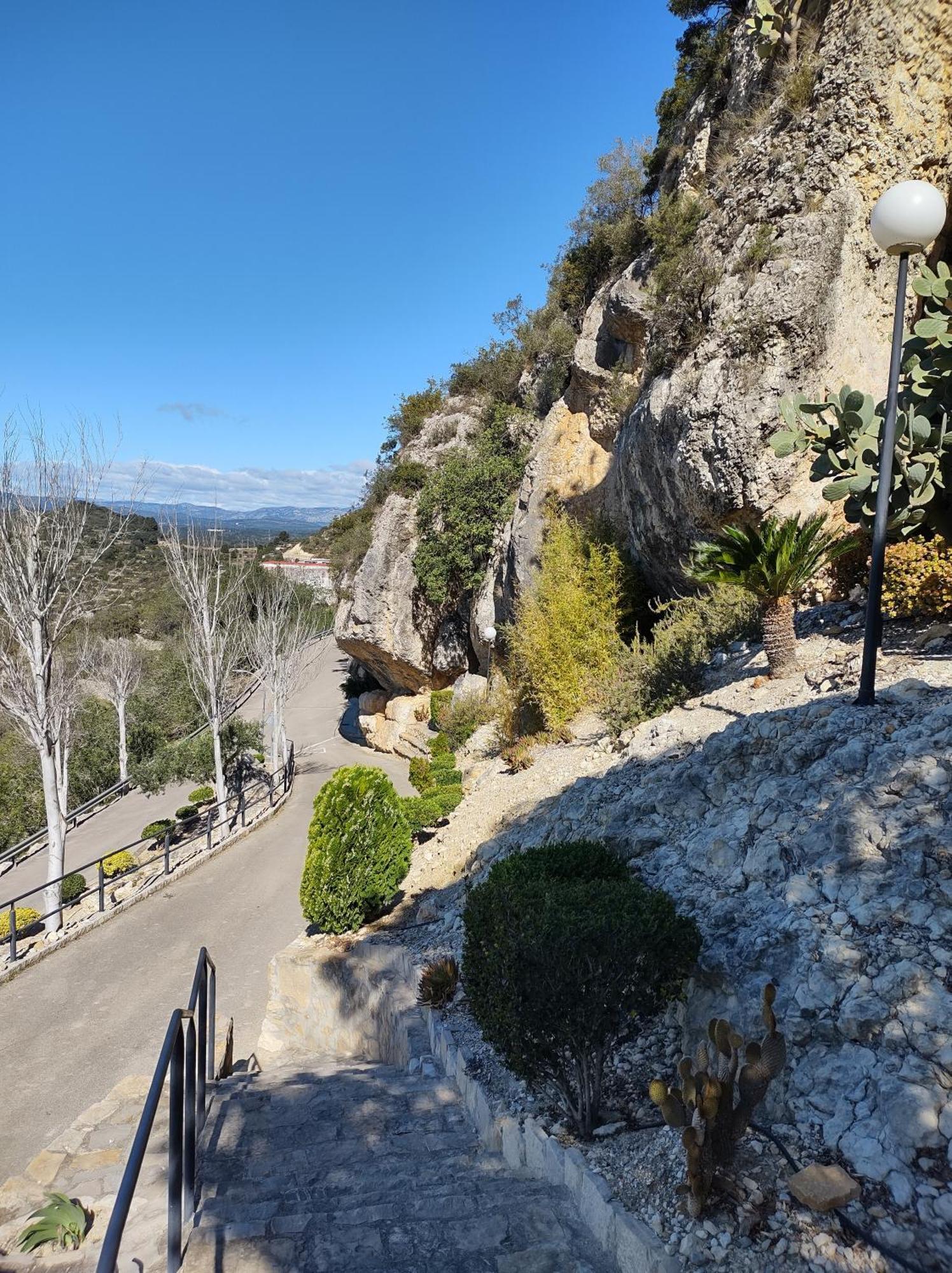 Tranquil And Spacious Townhouse In Historical And Picturesque Cervera Del Maestre 外观 照片